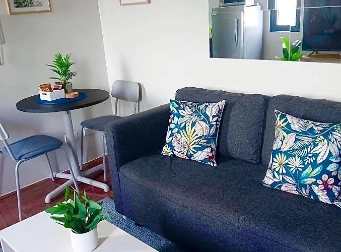 Apartment Air Residences Makati - Fully Furnished With Skyline Views!